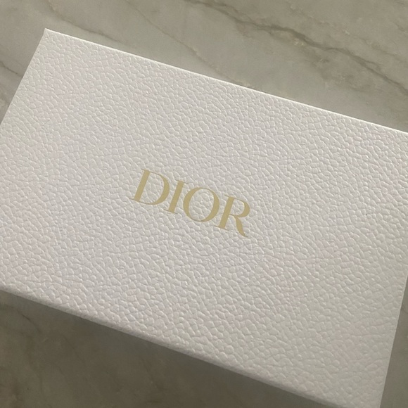 Authentic Dior Voyageur patent Cannage zip around Wallet gray - Picture 4 of 11